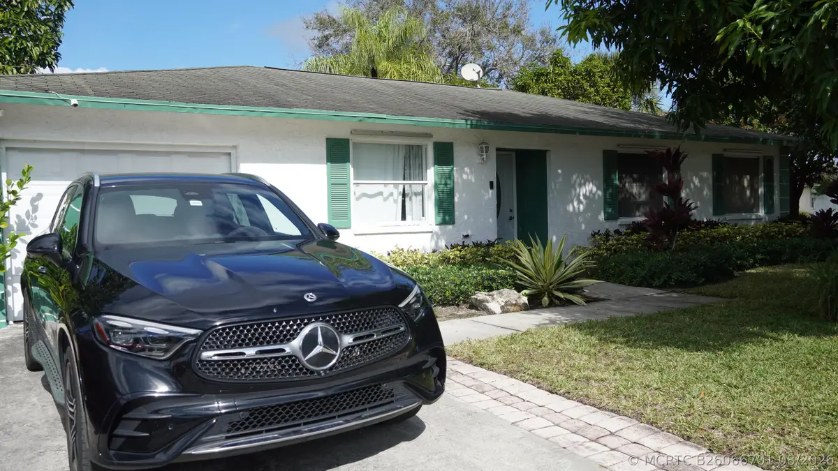 5805 Bosque Lane, West Palm Beach, FL 33415 - #1