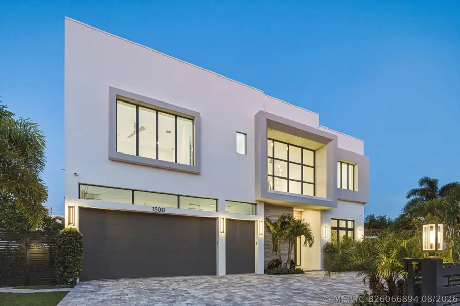 1300 NE 4th Court, Boca Raton, FL 33432 - #3