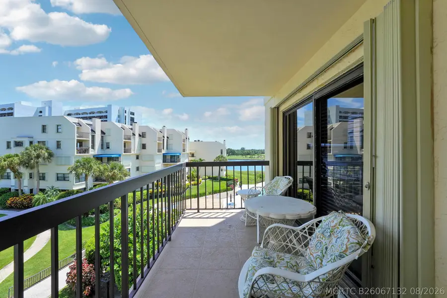 372 Golfview Road #403, North Palm Beach, FL 33408 - #2