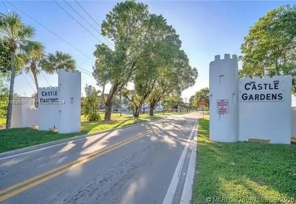 2251 NW 48th Terrace #109, Lauderhill, FL 33313