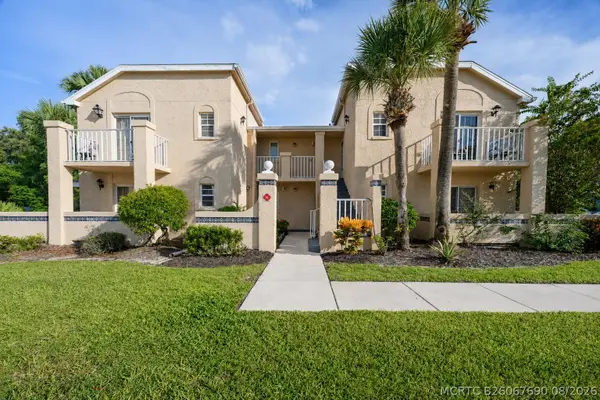 1673 SE Green Acres Circle #NN201, Port St Lucie, FL 34952