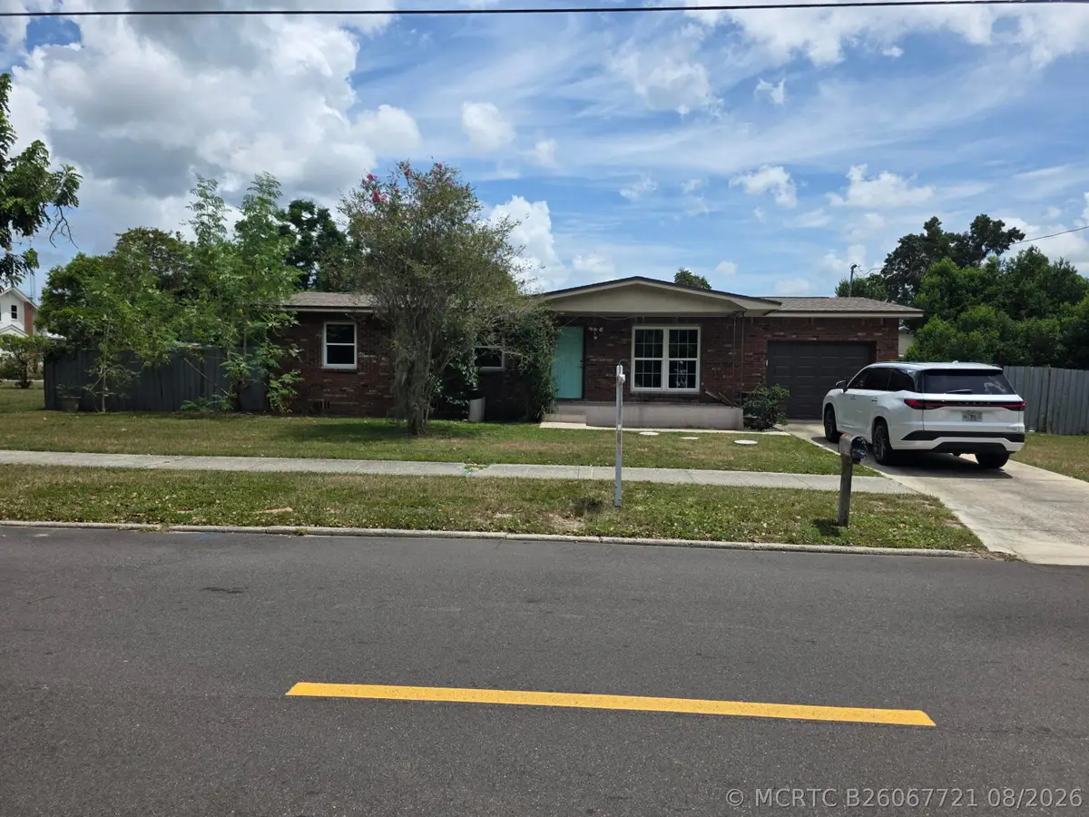215 S Florida Avenue, Avon Park, FL 33825 - #1