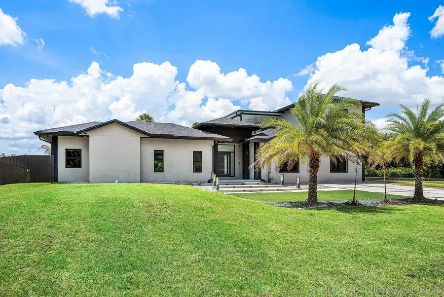641 Marshall Road, West Palm Beach, FL 33413 - #3