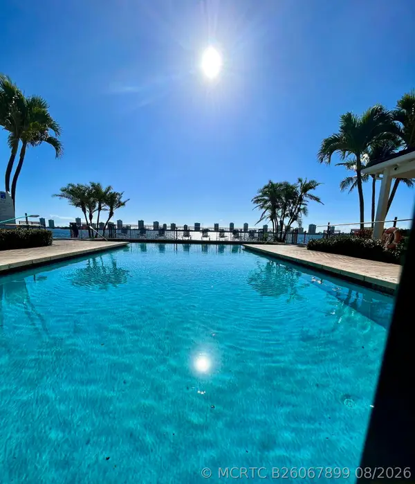 1105 Lake Shore Drive #104, Lake Park, FL 33403