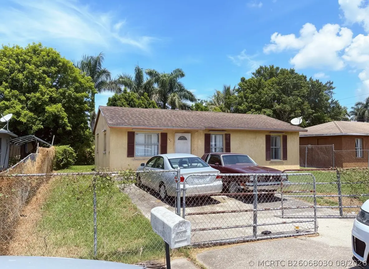 307 Seminole Court, Pahokee, FL 33476 - #1