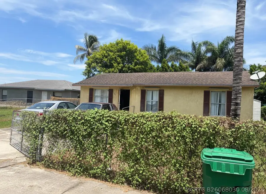 307 Seminole Court, Pahokee, FL 33476 - #3