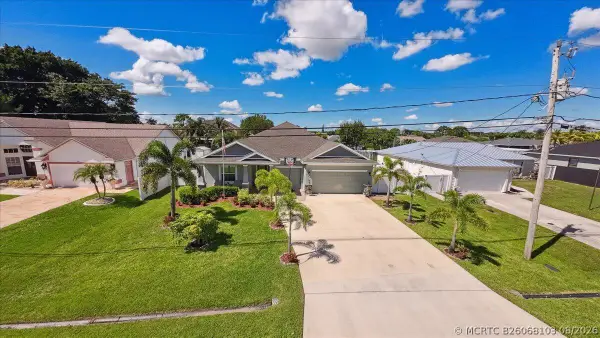 343 SE Fisk Road, Port St Lucie, FL 34984