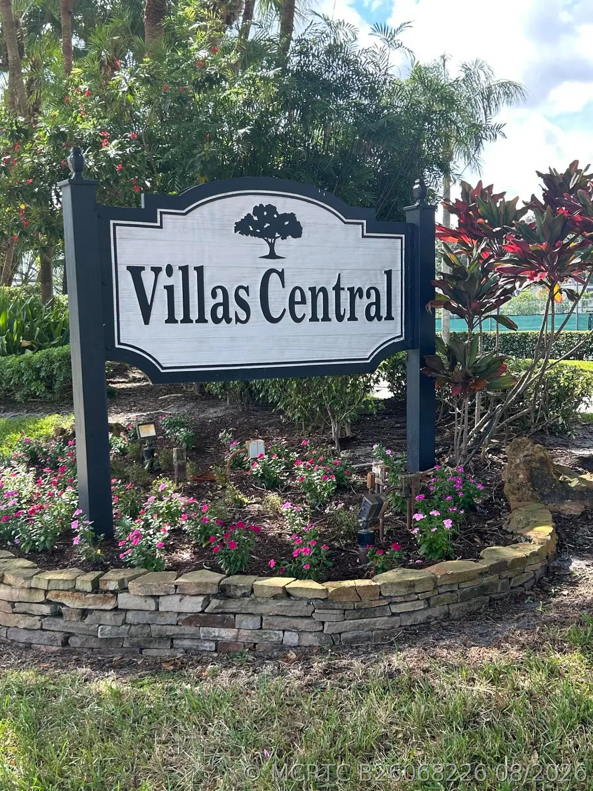 1390 E Golfview Drive, Pembroke Pines, FL 33026 - #1
