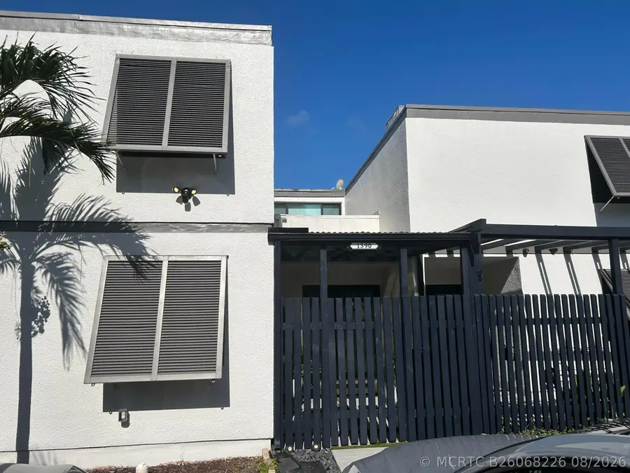 1390 E Golfview Drive, Pembroke Pines, FL 33026 - #2