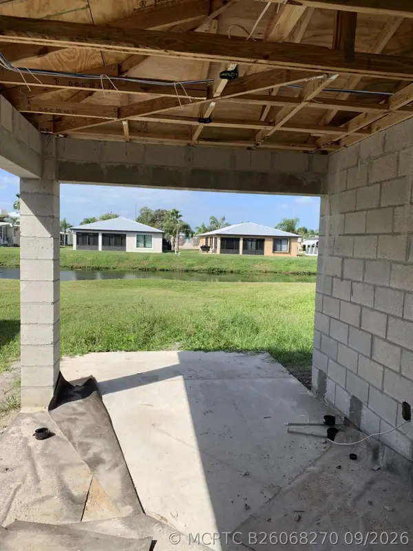 31 Mariposa Lane, Port St Lucie, FL 34952