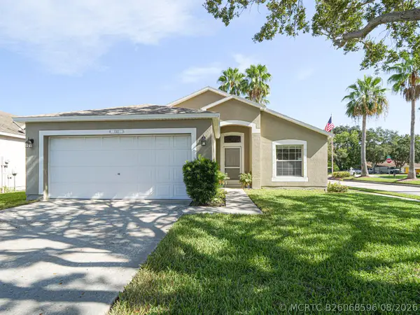 1143 N 13th Square, Vero Beach, FL 32960