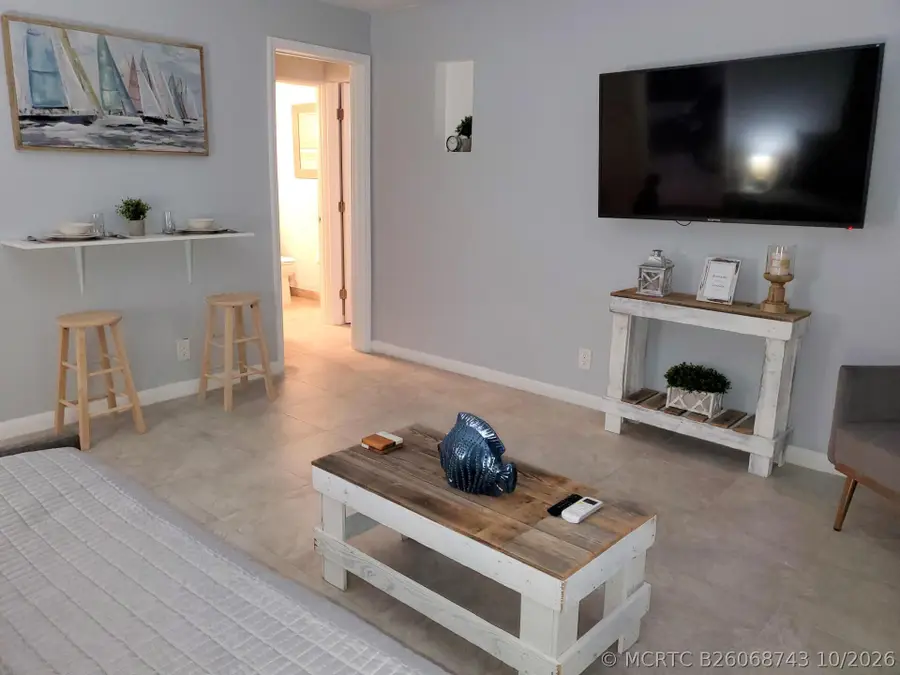 413 SE 23rd Street, Fort Lauderdale, FL 33316 - #2