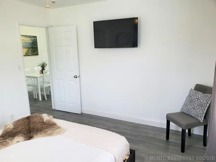 413 SE 23rd Street, Fort Lauderdale, FL 33316 - #3