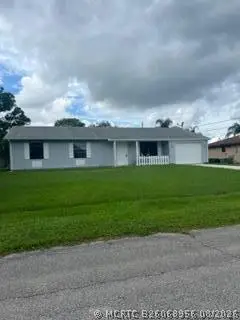 2556 SE Hallahan Street, Port St Lucie, FL 34952