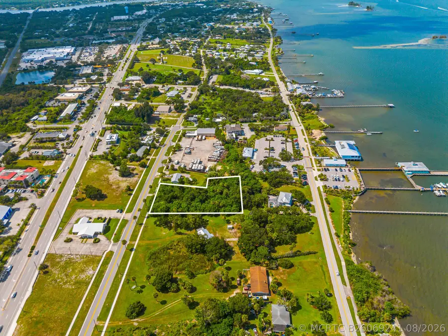 1654 N Central Avenue, Sebastian, FL 32958 - #3