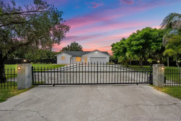 17120 42nd Road N, Loxahatchee, FL 33470