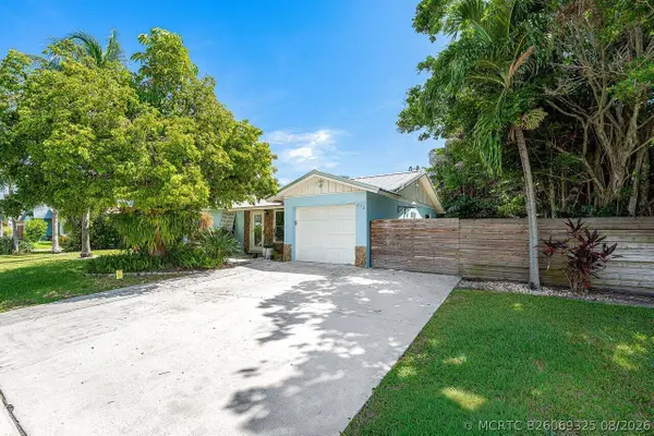 612 NW 7th Court, Boynton Beach, FL 33426