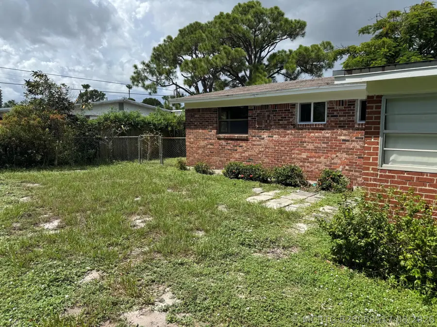 3651 Bahama Road, West Palm Beach, FL 33410 - #3