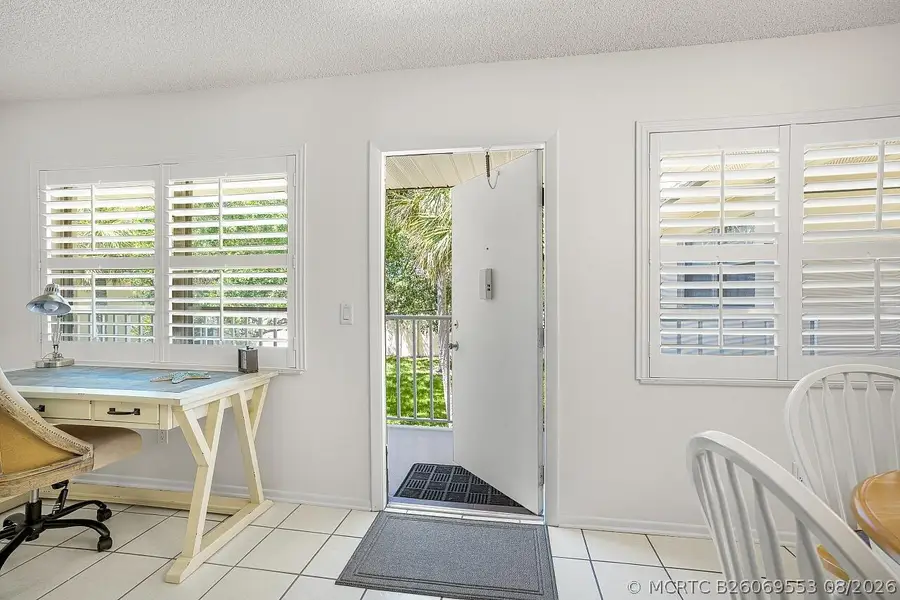 Address Withheld By Seller, Vero Beach, FL 32962 - #3