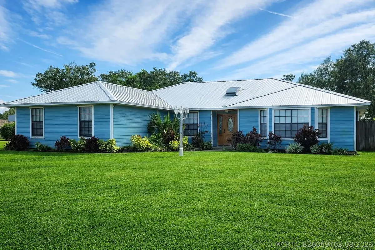 728 N Fischer Circle, Sebastian, FL 32958 - #1