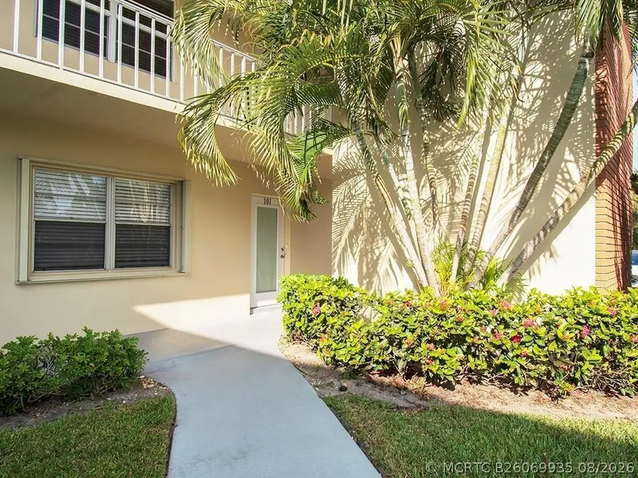 73 Royal Oak Court #101, Vero Beach, FL 32962 - #3