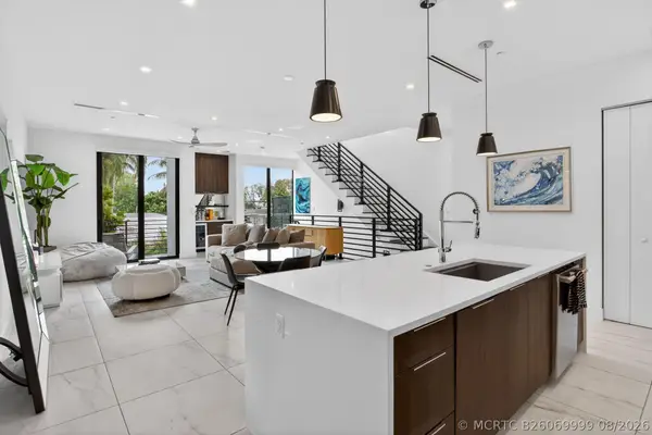 1044 N Victoria Park Road, Fort Lauderdale, FL 33304