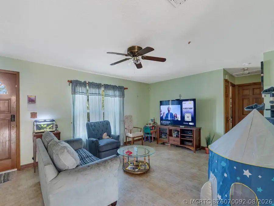 689 Caballero Avenue Se, Palm Bay, FL 32909 - #2
