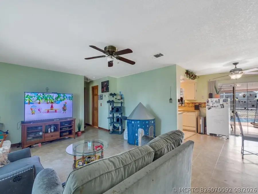 689 Caballero Avenue Se, Palm Bay, FL 32909 - #3