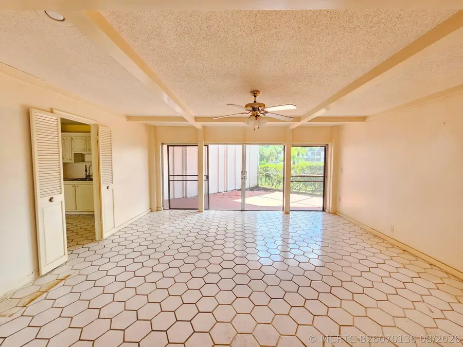 6 Greenway N #105, Royal Palm Beach, FL 33411 - #2