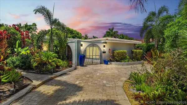 2137 NE 17th Avenue, Wilton Manors, FL 33305