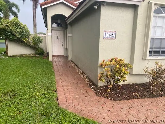 10627 NW 7th Street, Pembroke Pines, FL 33026 - #2