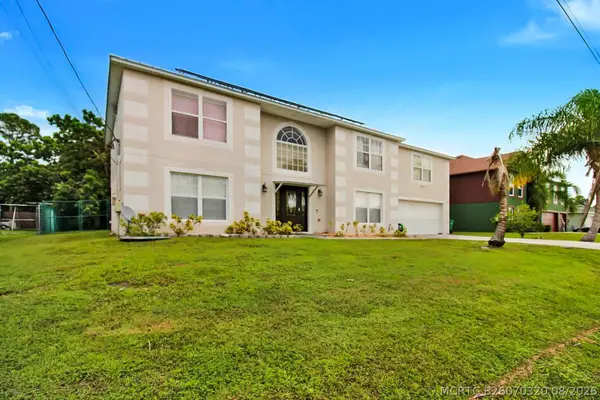 3917 SW Bamberg Street, Port St Lucie, FL 34953