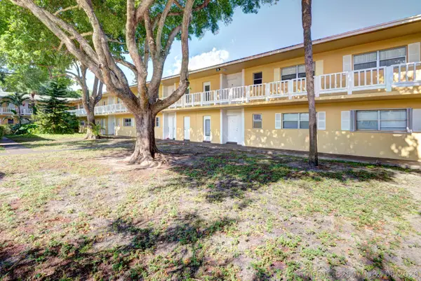 420 SE 2nd Avenue #23, Deerfield Beach, FL 33441