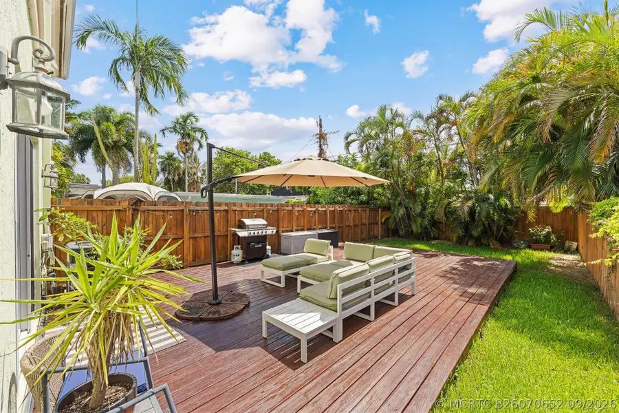 1323 NE 5th Terrace #1323, Fort Lauderdale, FL 33304 - #3