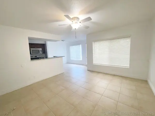 815 W Boynton Beach Boulevard W #4-102, Boynton Beach, FL 33426