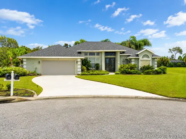 8 Tropic Lake Way, Ormond Beach, FL 32174