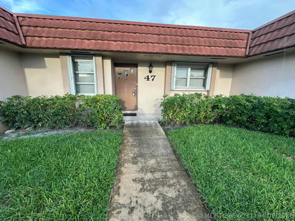 5725 Fernley Drive E #47, West Palm Beach, FL 33415