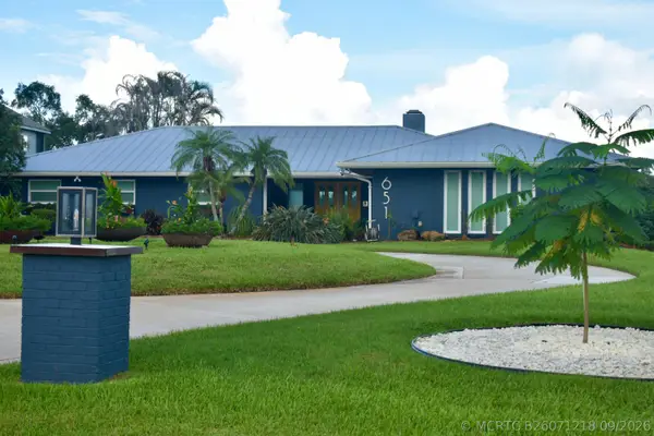 651 SE Hidden River Drive, Port St Lucie, FL 34983