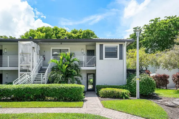 7 Southport Lane #H, Boynton Beach, FL 33436