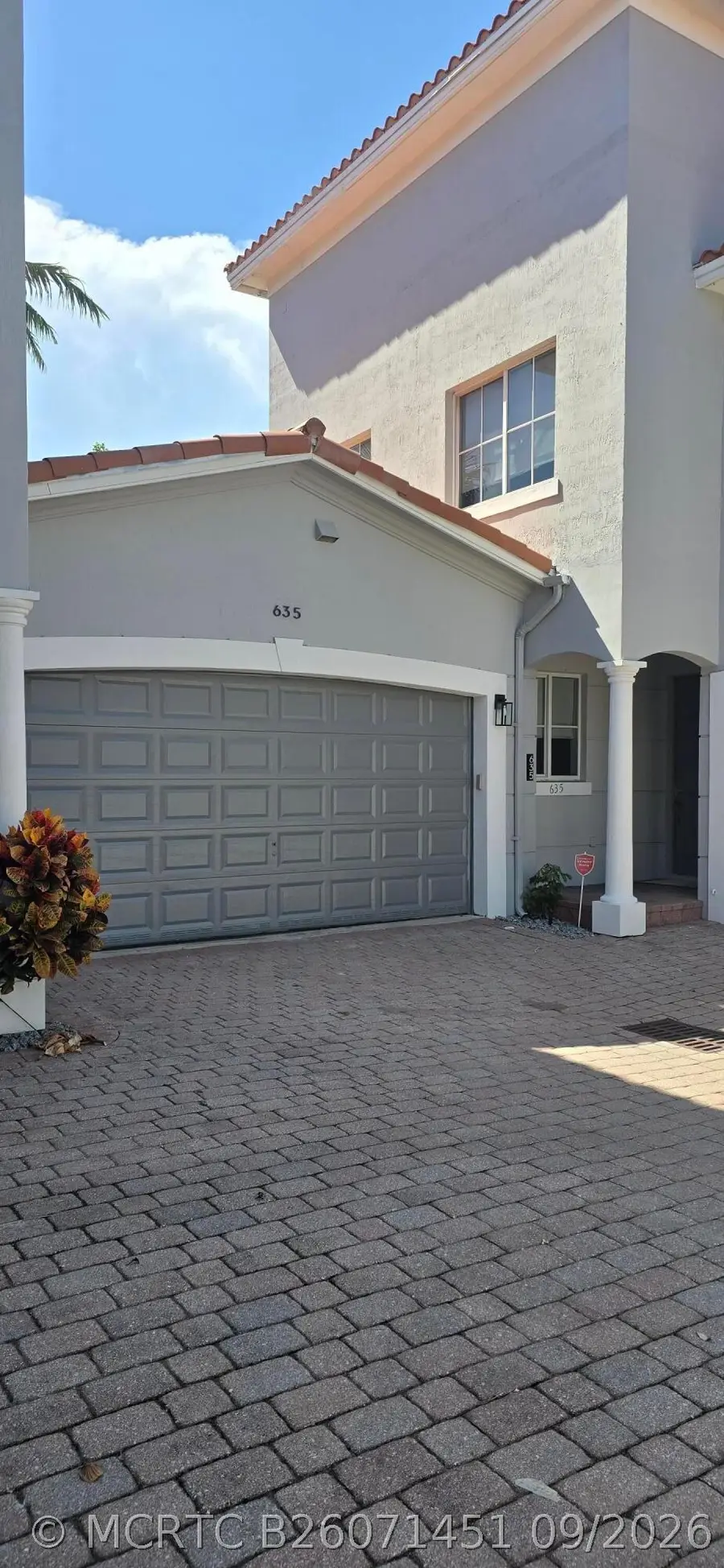 635 NE 11th Avenue, Fort Lauderdale, FL 33304 - #2