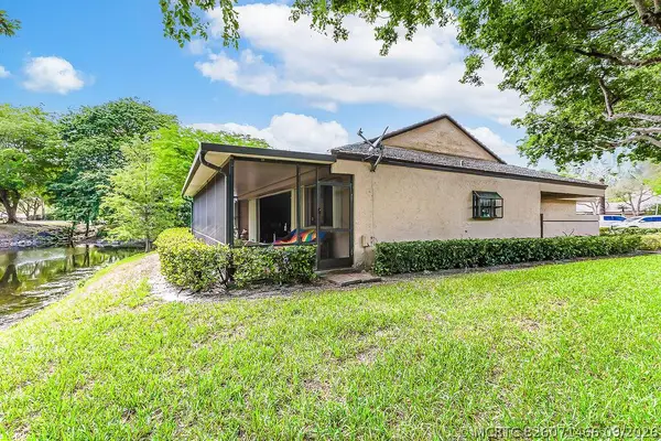 9420 Chelsea Drive S, Plantation, FL 33324