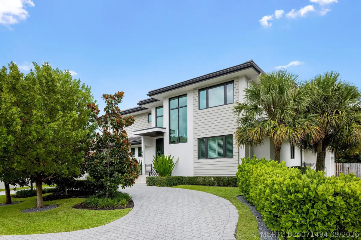 2400 NE 27th Avenue, Fort Lauderdale, FL 33305 - #1