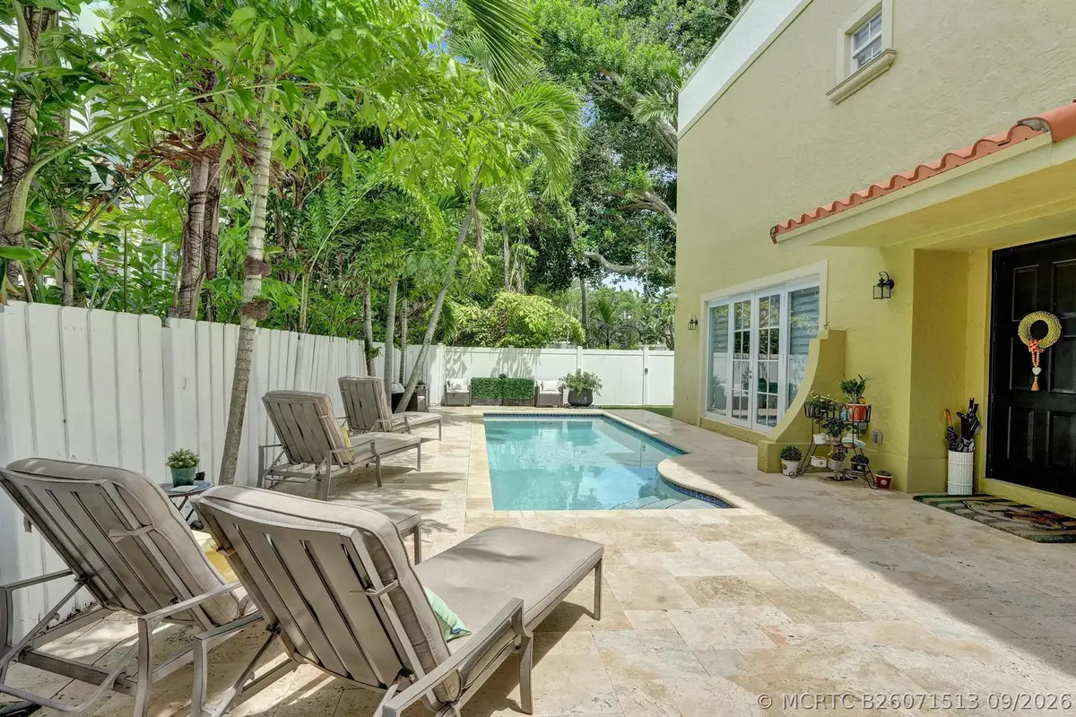 1411 NE 7th Street, Fort Lauderdale, FL 33304 - #1