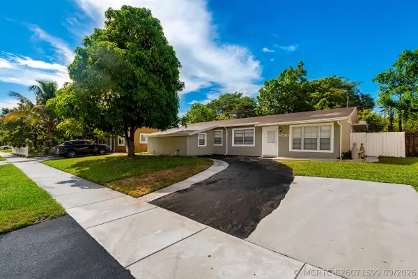 6720 SW 17th Street, North Lauderdale, FL 33068