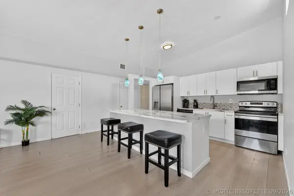910 NW 17th Avenue, Fort Lauderdale, FL 33311