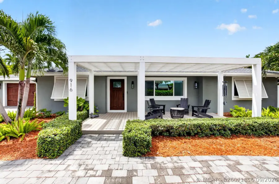 916 SW 36th Court, Boynton Beach, FL 33435 - #2