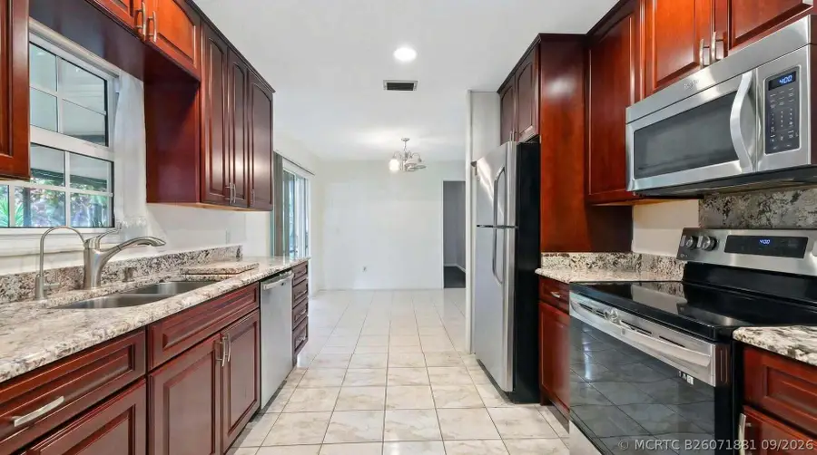 428 Alemeda Drive, Palm Springs, FL 33461 - #3