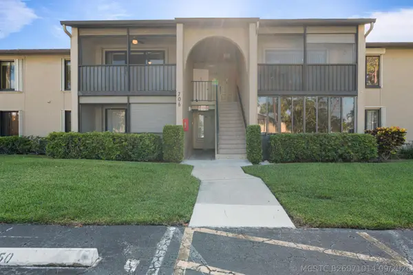 706 Sunny Pine Way #E2, Greenacres, FL 33415