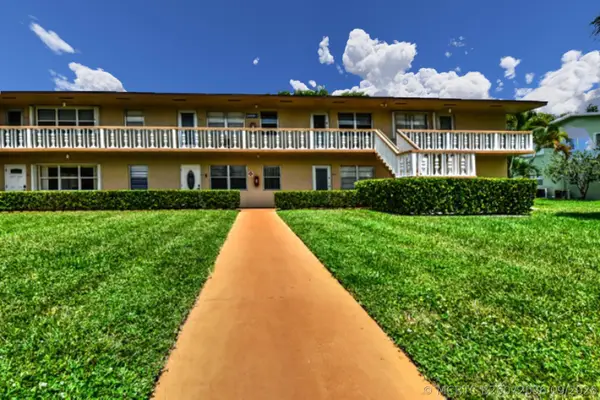 203 Coventry I, West Palm Beach, FL 33417