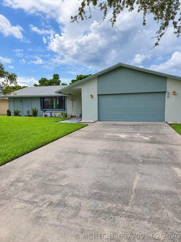 898 NW 23rd Lane, Delray Beach, FL 33445
